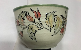 Bowl with leaf motif, by Diane Gwilliam