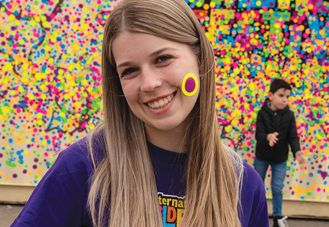 A Children's Festival volunteer
