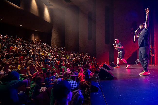 Koo Koo on stage performing