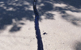 Another filled crack for symmetry